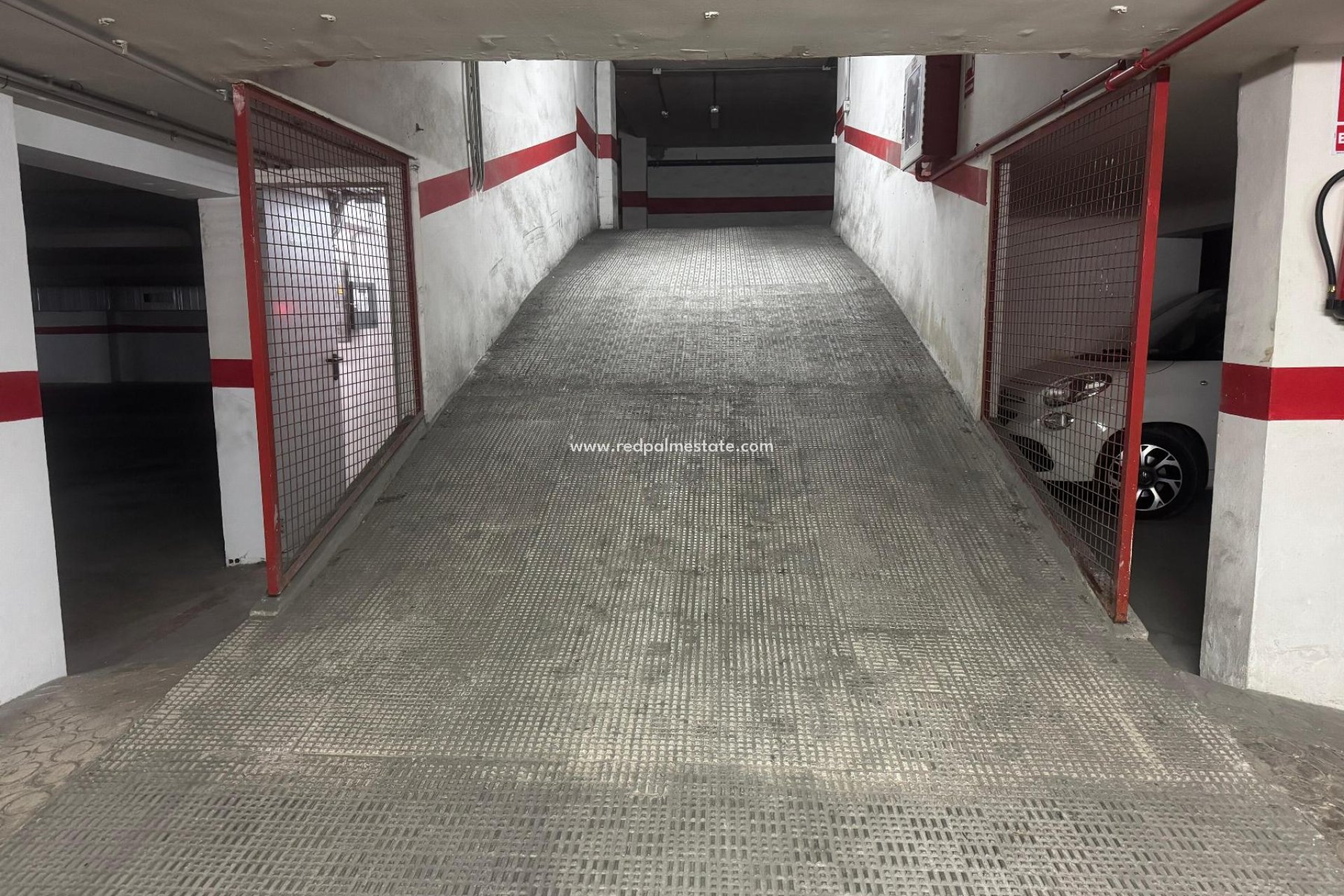 Resale - Parking -
Torrevieja