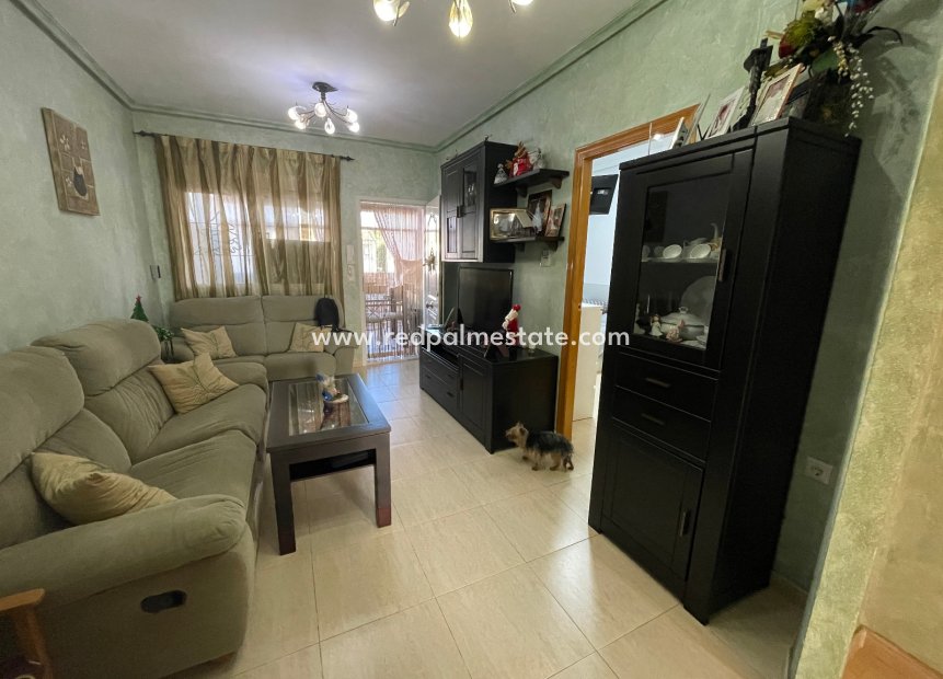 Resale - Penthouse -
Almoradí - Inland