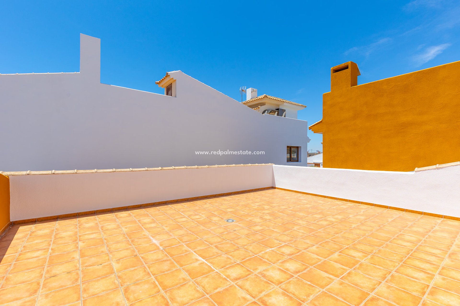 Resale - Penthouse -
Punta Prima - Costa Blanca