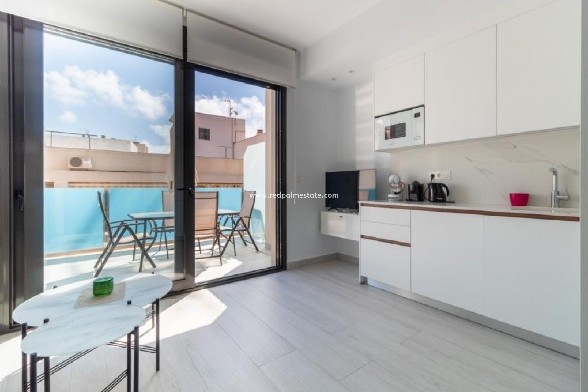 Resale - Penthouse -
Torrevieja - Paseo maritimo
