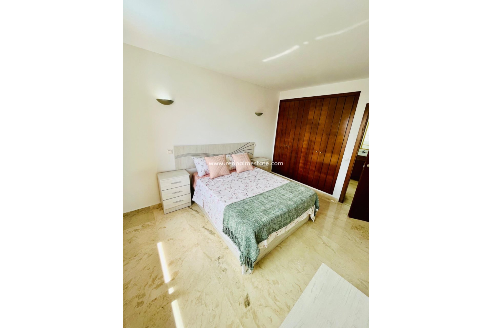 Resale - Penthouse -
Torrevieja - Punta Prima