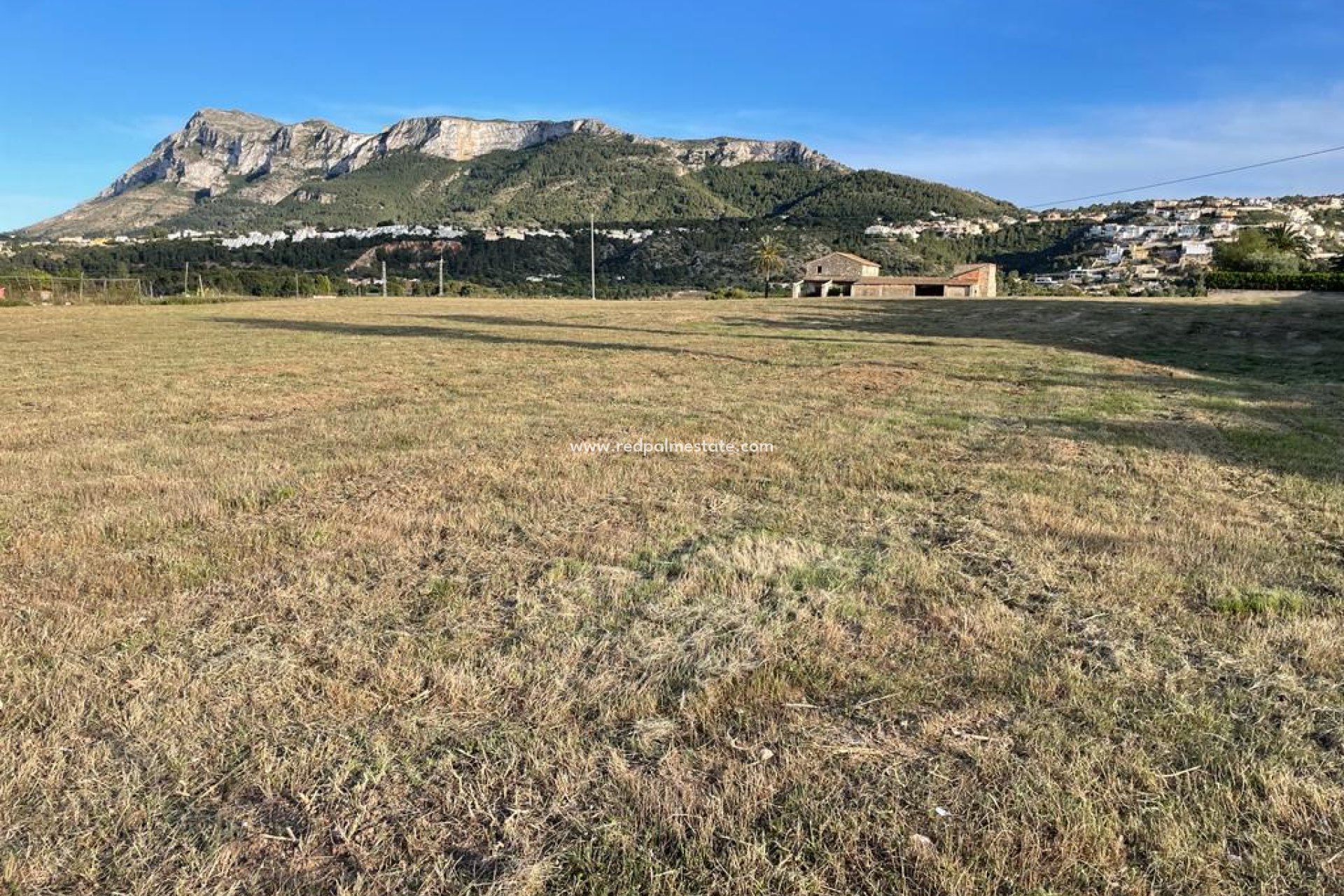 Resale - Plot -
Denia