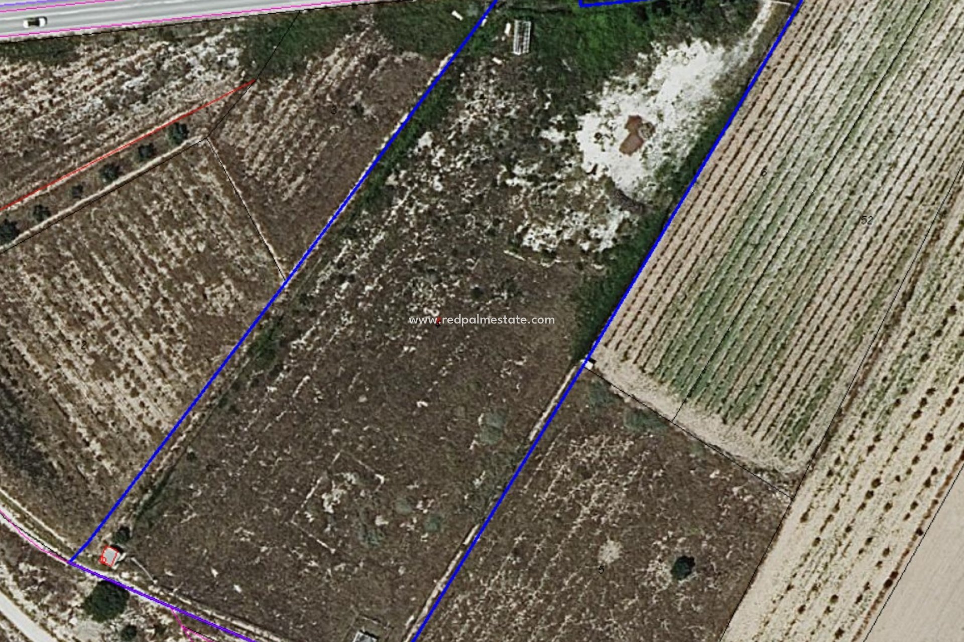 Resale - Plot -
La Romana - Inland