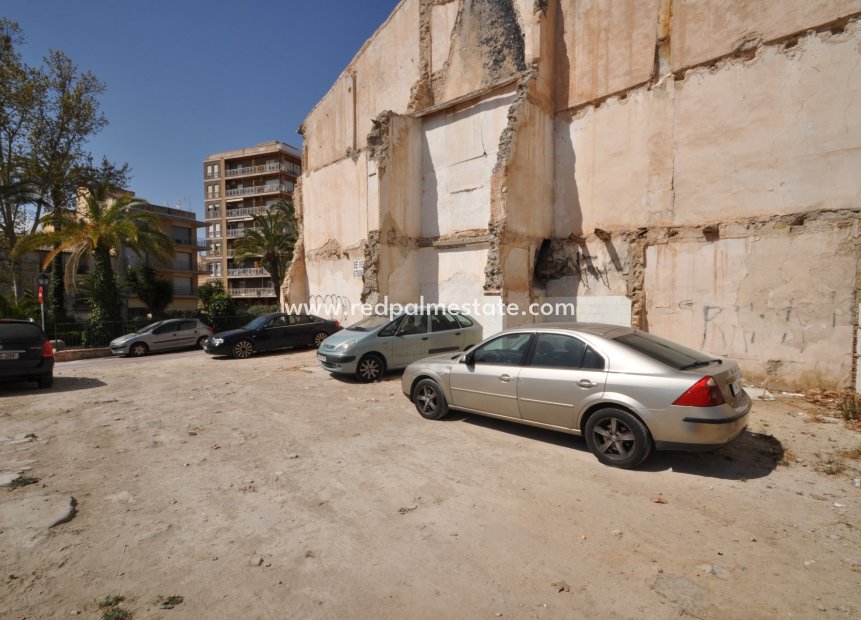 Resale - Plot -
Monóvar/Monóver - Inland