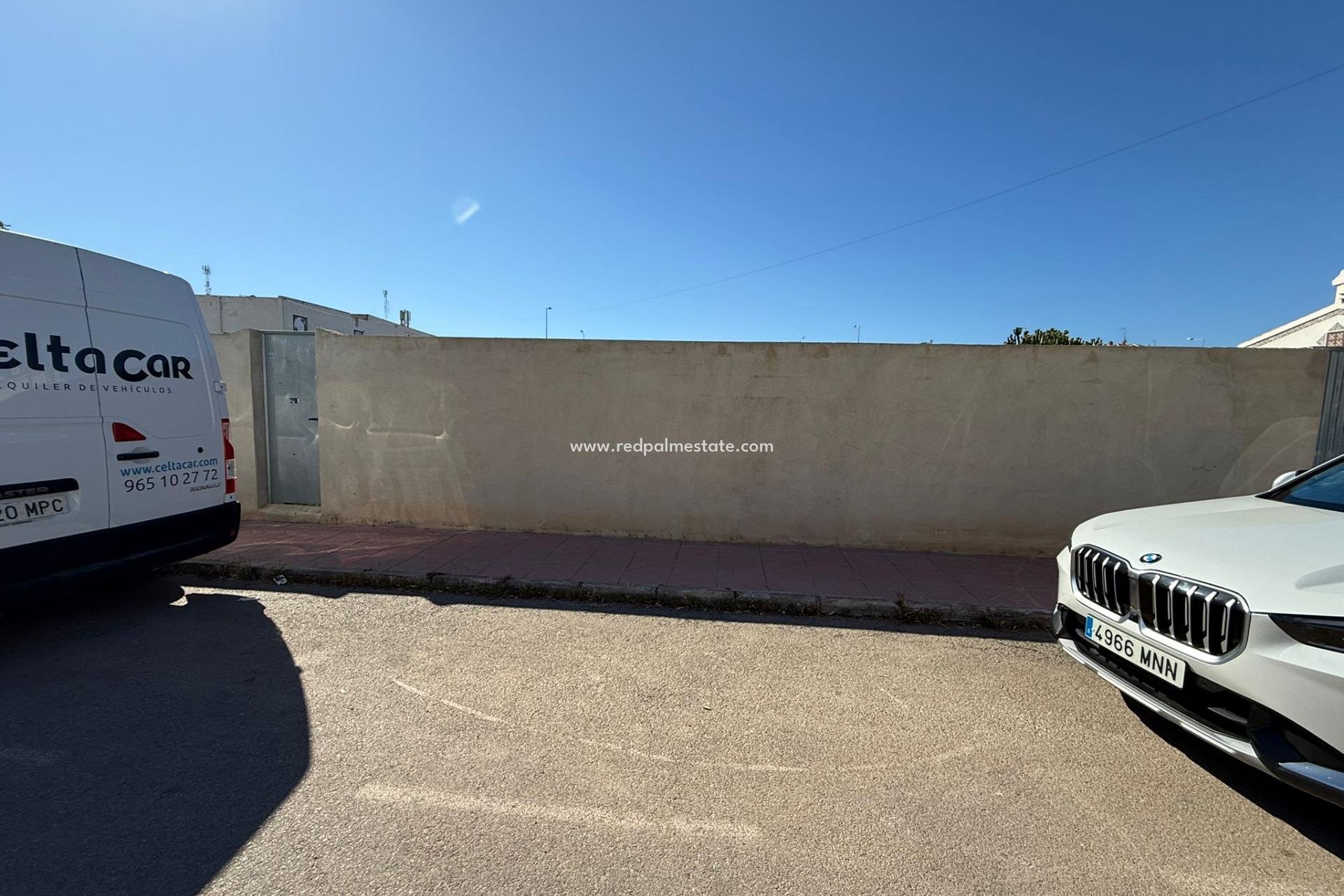 Resale - Plot -
Orihuela Costa - La Regia