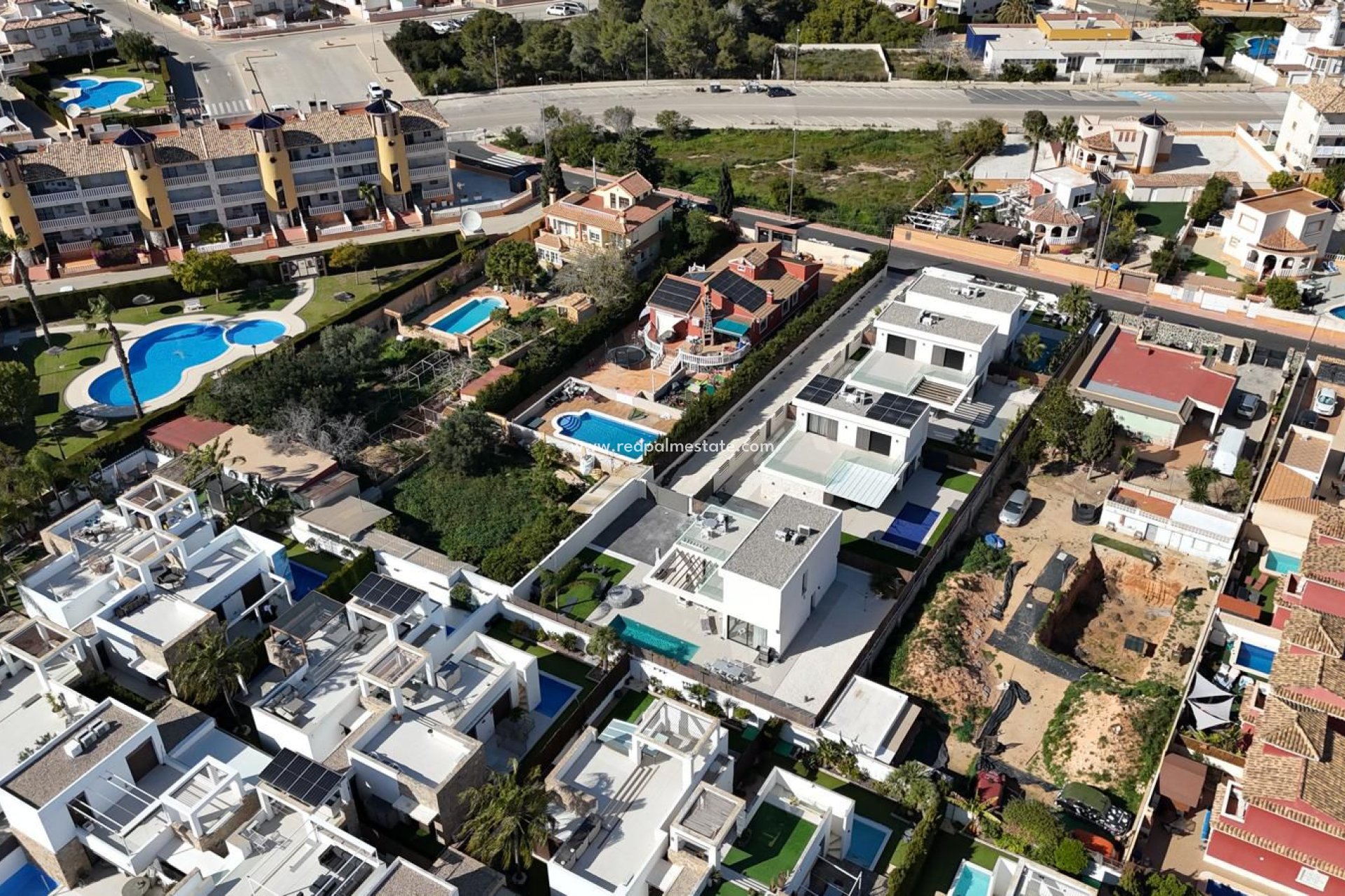 Resale - Plot -
Orihuela Costa - Lomas de Cabo Roig