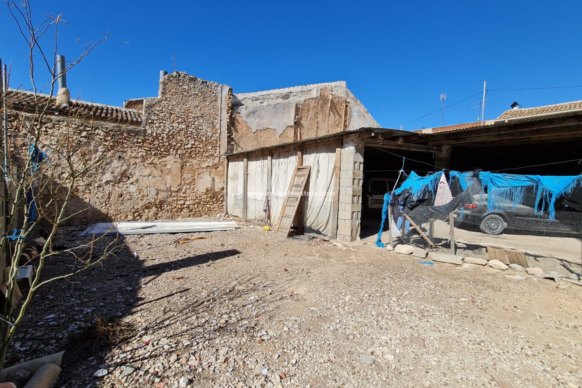 Resale - Plot -
Pinoso - Inland