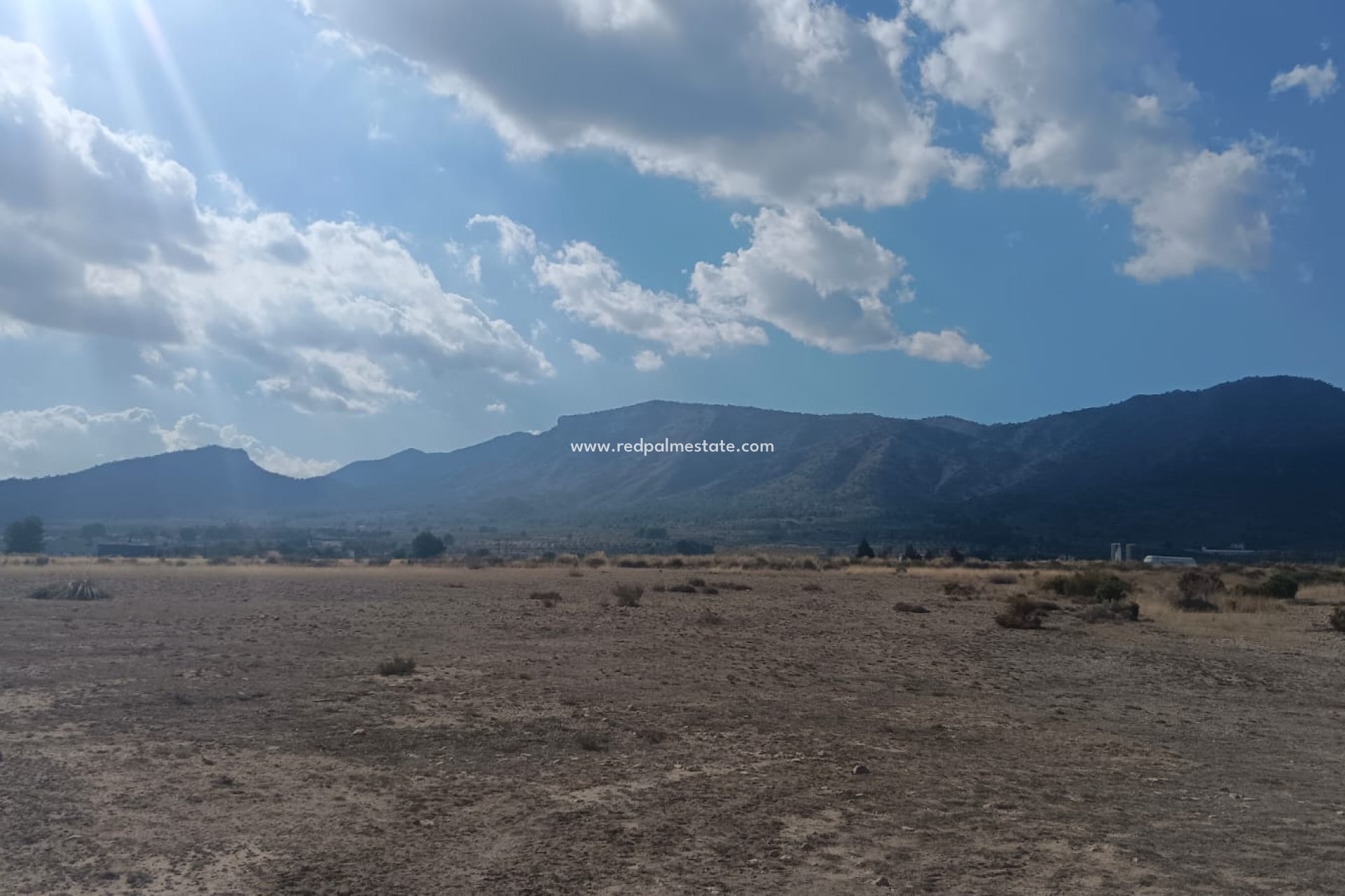 Resale - Plot -
Salinas - Inland