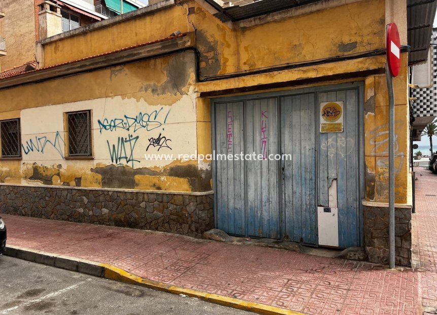 Resale - Plot -
Torrevieja - Playa del Cura