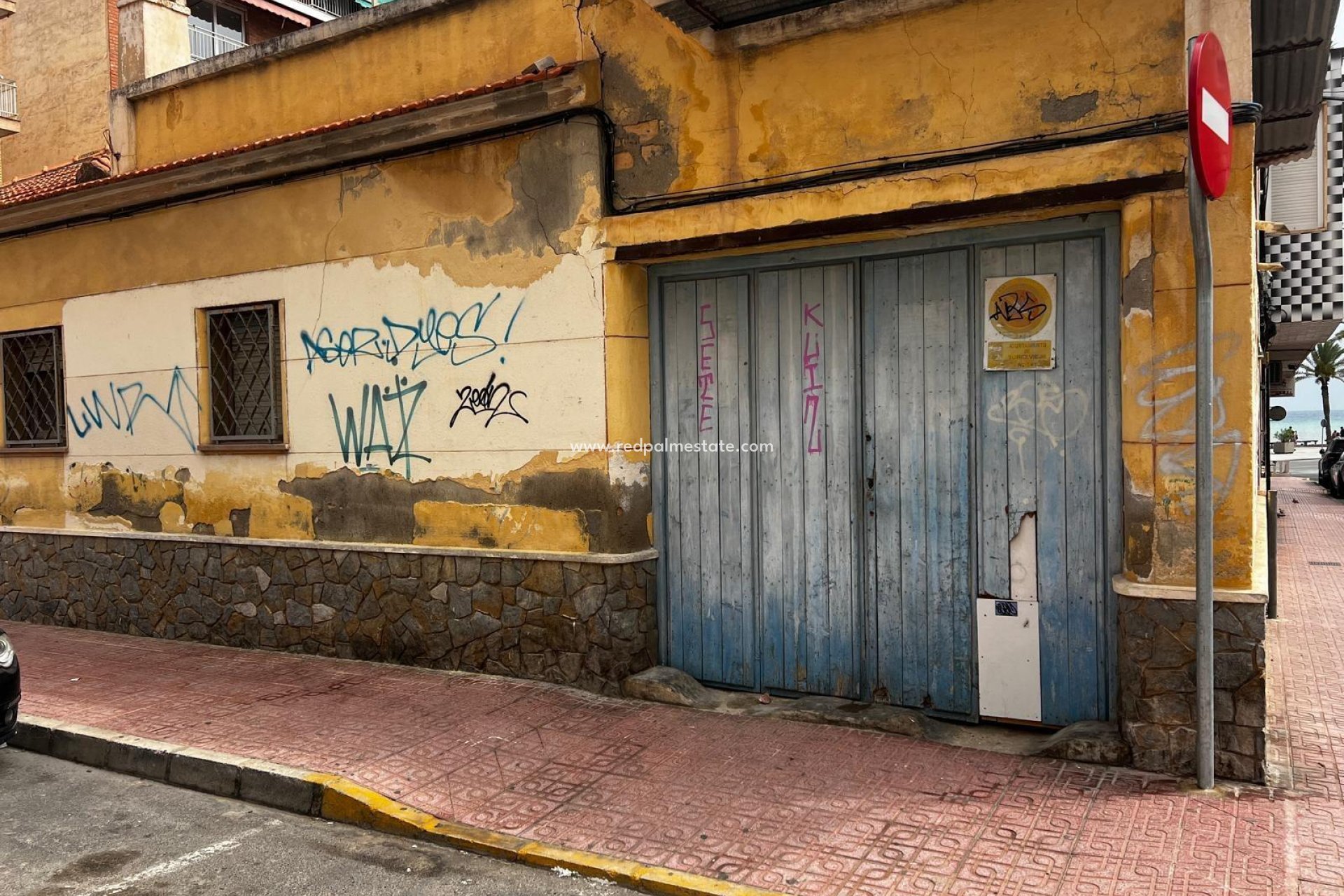 Resale - Plot -
Torrevieja - Playa del Cura