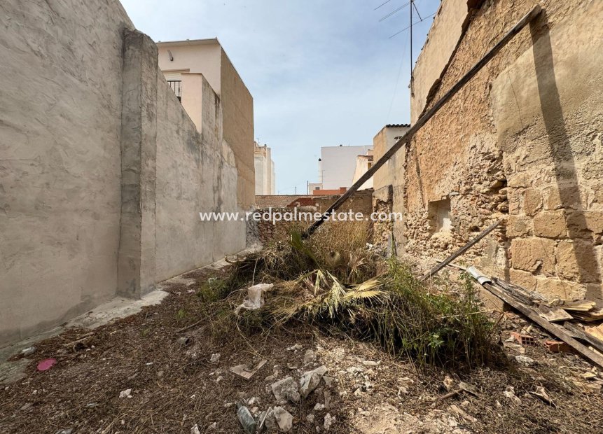 Resale - Plot -
Torrevieja