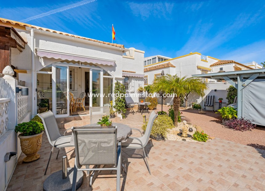 Resale - Quad House -
La Marina - Costa Blanca