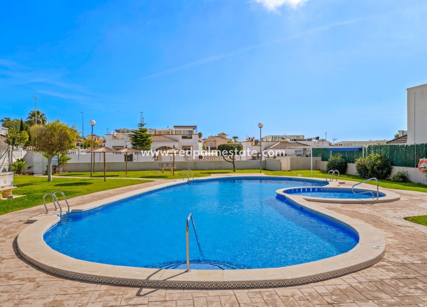 Resale - Quad House -
La Marina - Costa Blanca