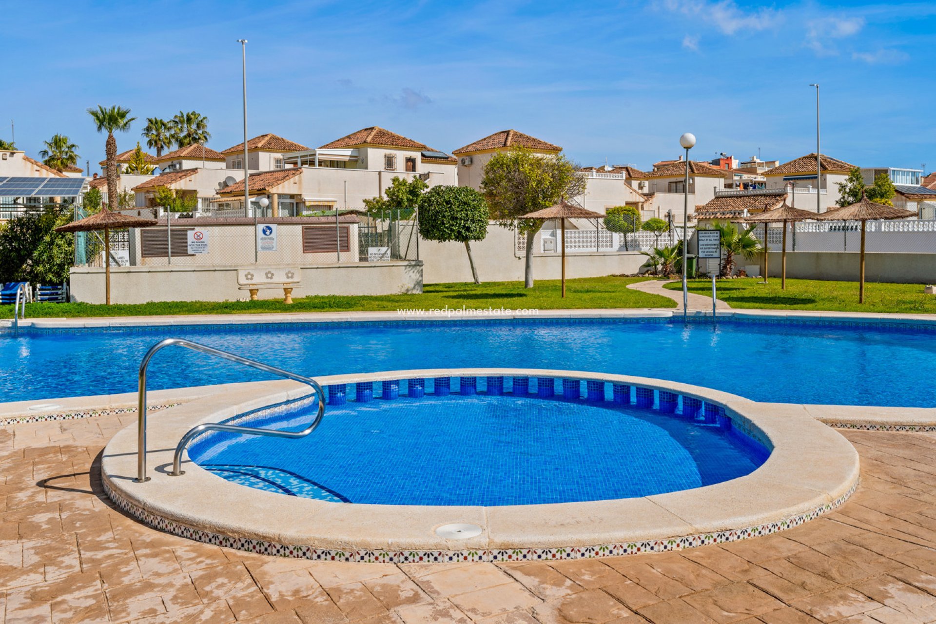 Resale - Quad House -
La Marina - Costa Blanca