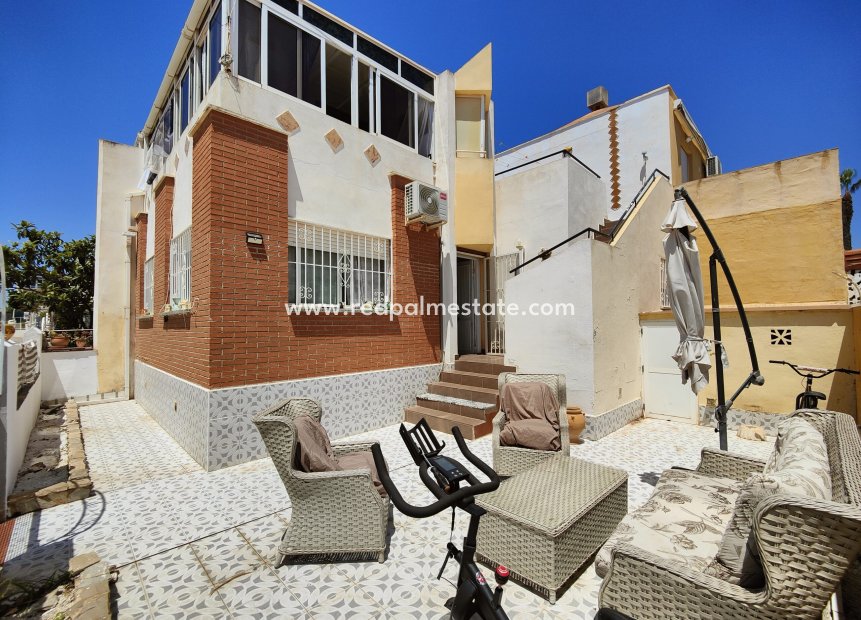 Resale - Quad House -
Orihuela Costa - Costa Blanca