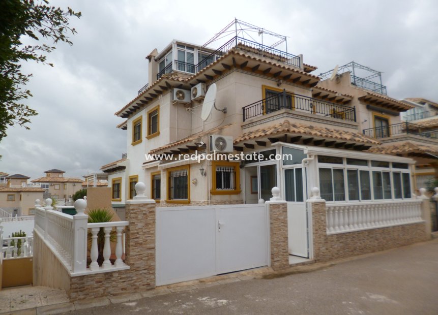 Resale - Quad House -
Orihuela Costa - Play Flamenca