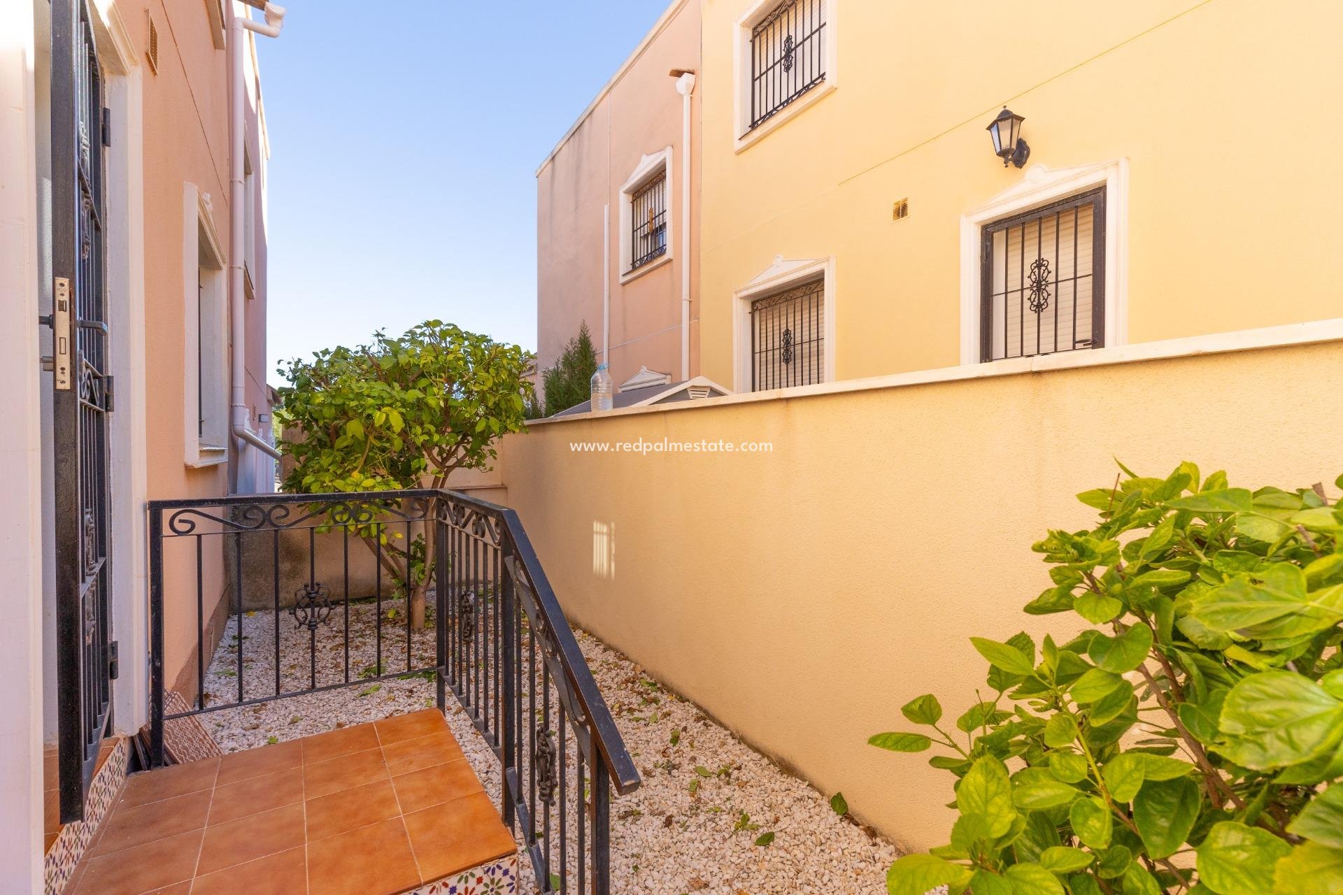 Resale - Quad House -
Orihuela Costa - Villamartín