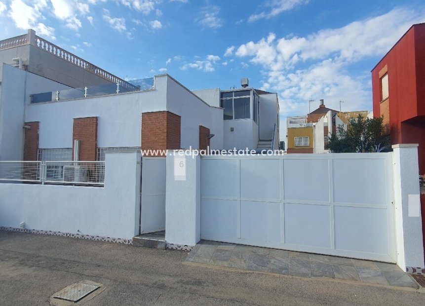 Resale - Quad House -
Torrevieja - Costa Blanca