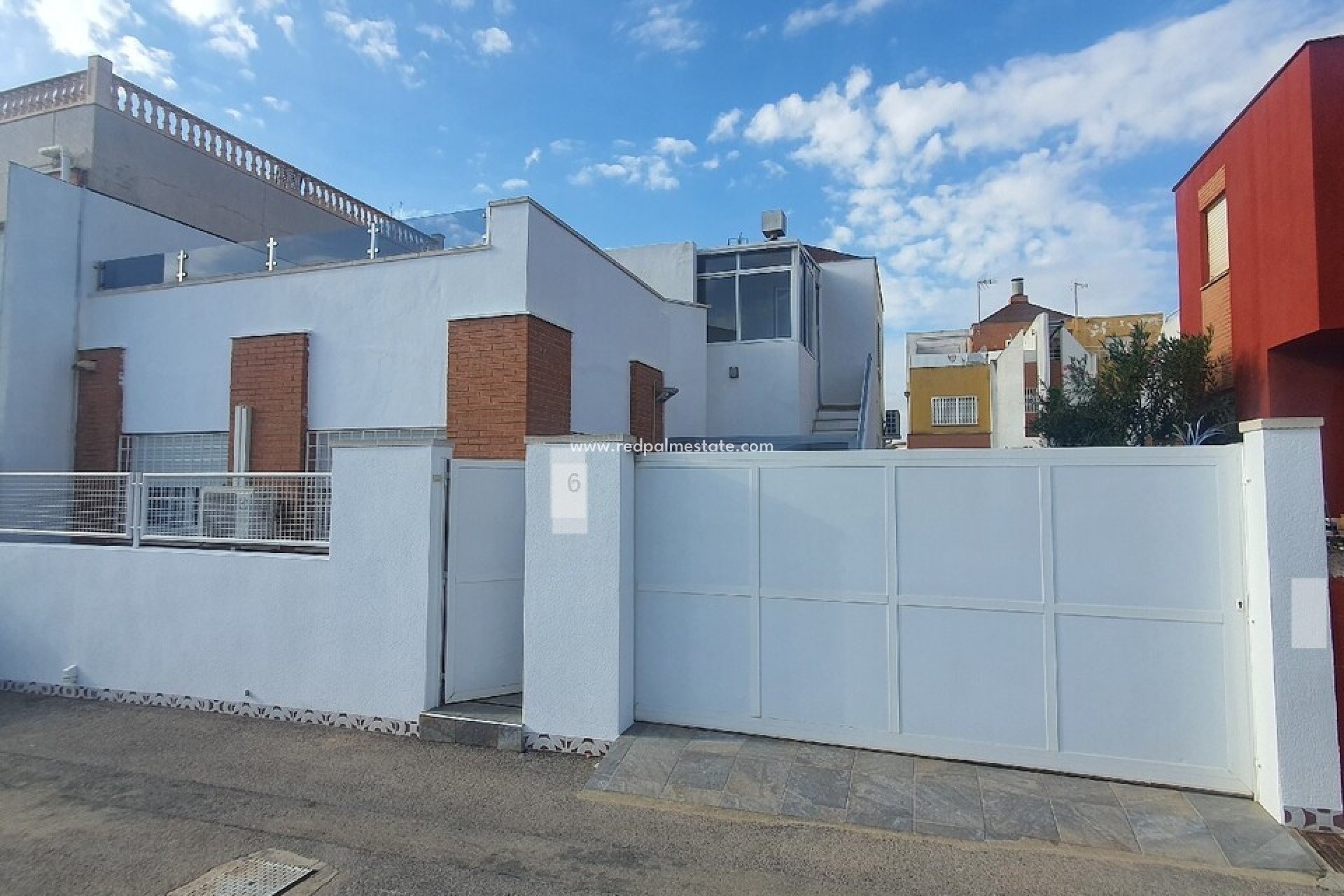 Resale - Quad House -
Torrevieja - Costa Blanca