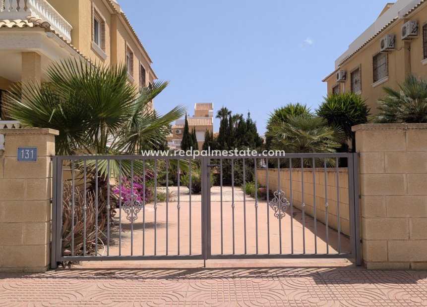 Resale - Quad Villa -
Ciudad Quesada - Inland