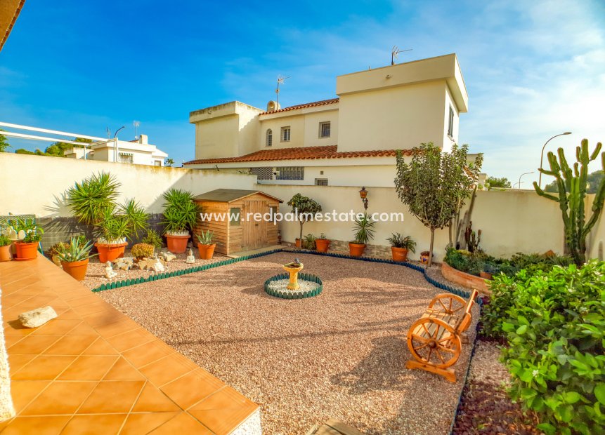 Resale - Semi Detached -
Orihuela Costa - Costa Blanca