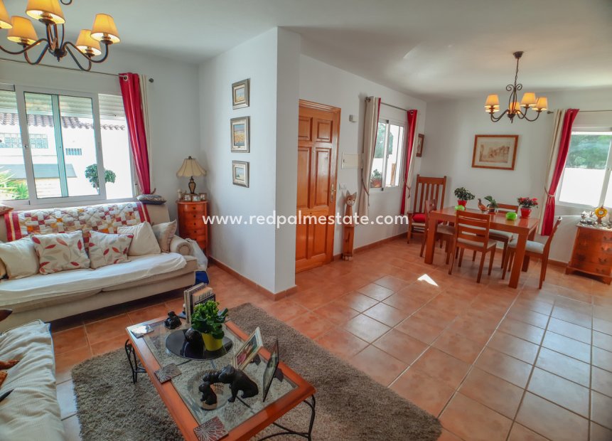 Resale - Semi Detached -
Orihuela Costa - Costa Blanca