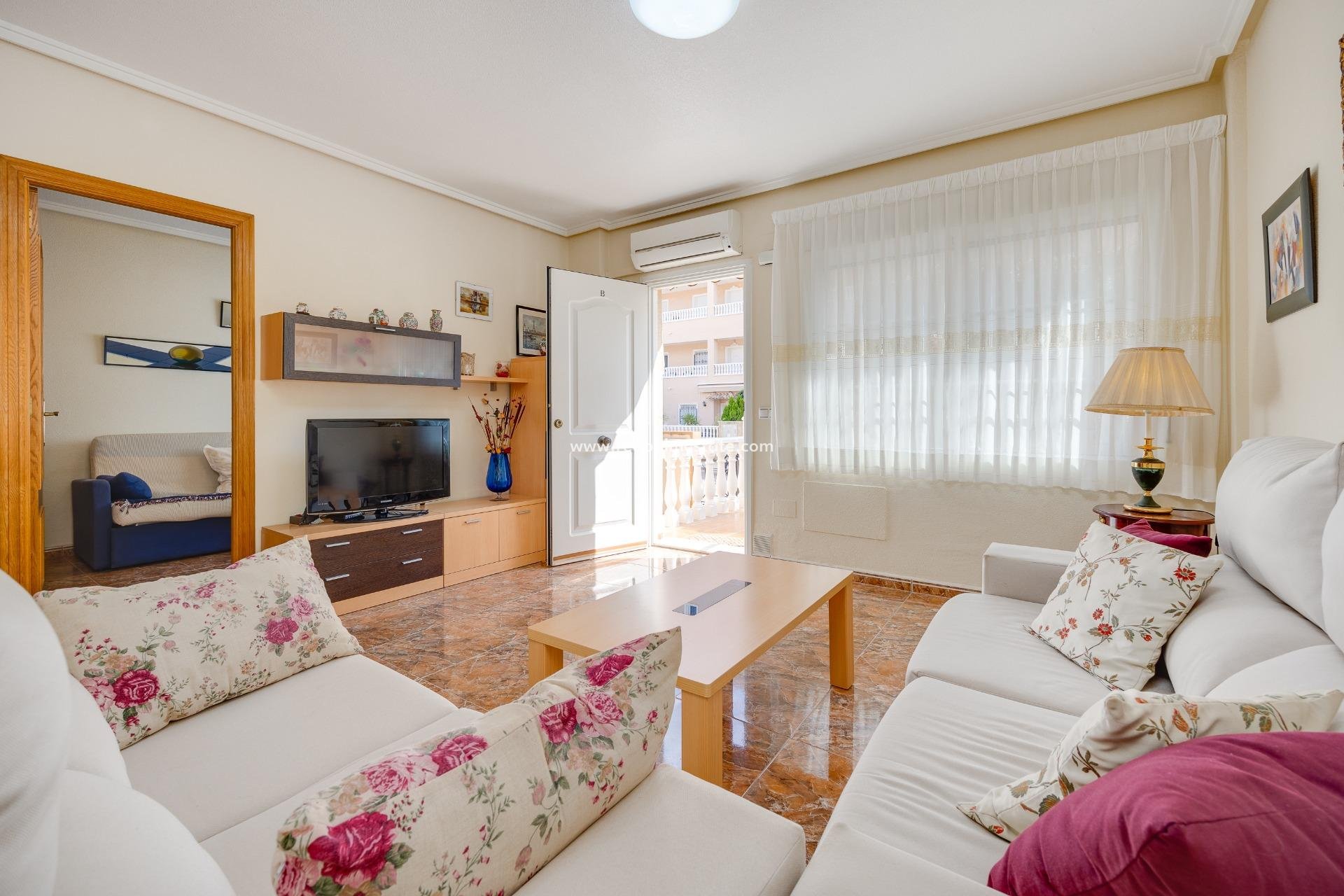 Resale - Semi Detached -
Orihuela Costa - Villamartín