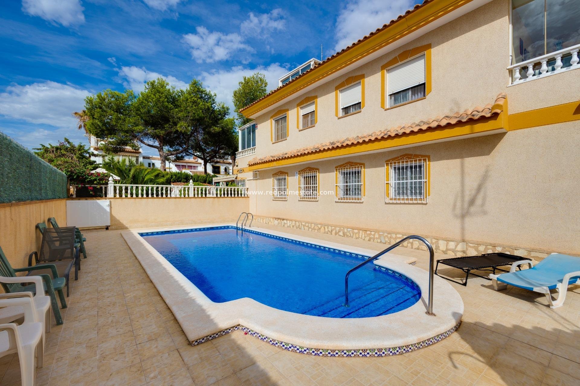 Resale - Semi Detached -
Orihuela Costa - Villamartín