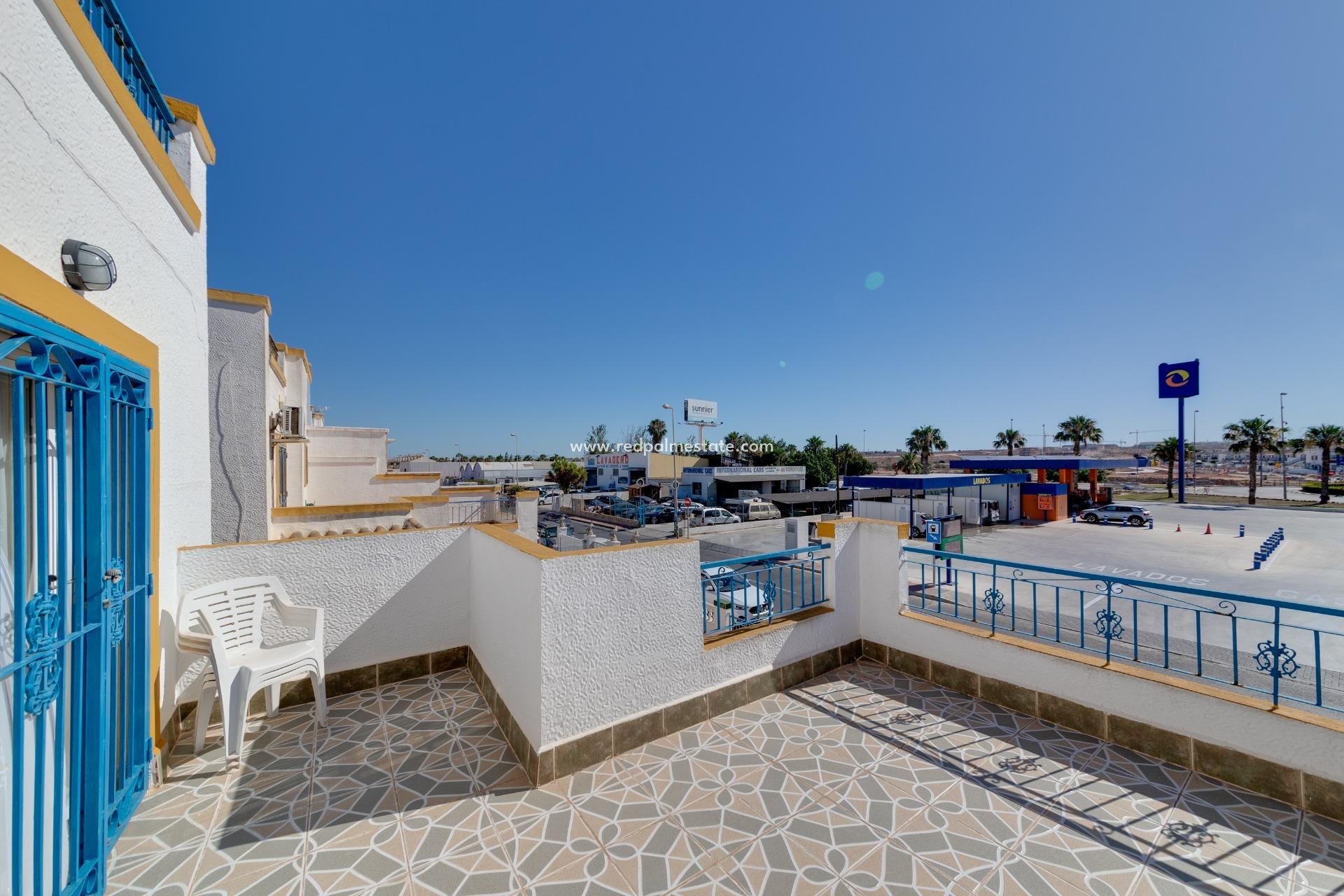 Resale - Semi Detached -
Torrevieja - El Limonar