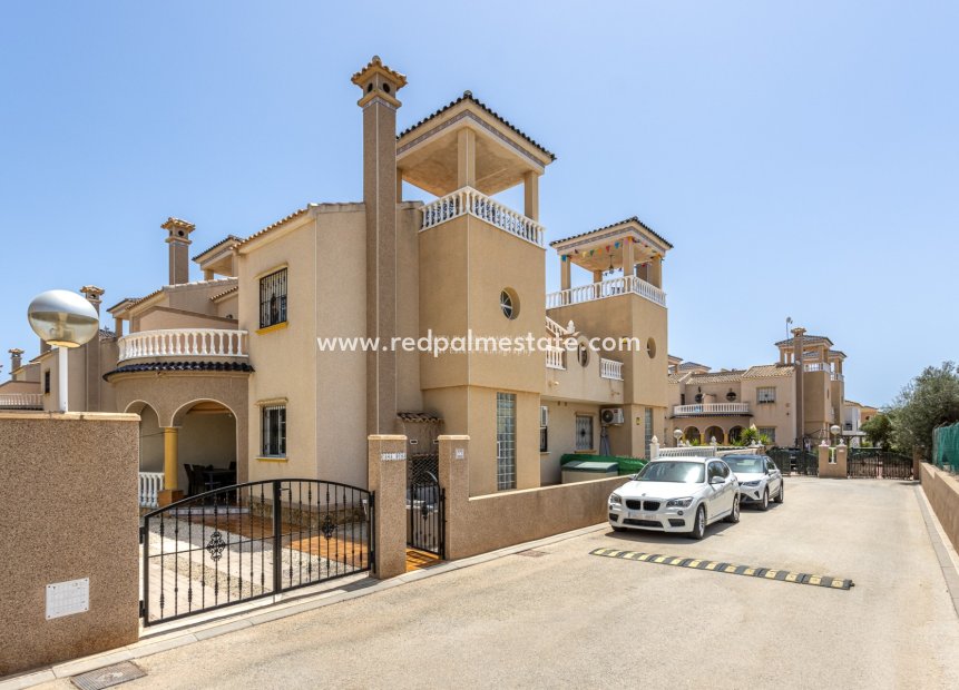 Resale - Semi - Detached Villa -
Guardamar del Segura - Urb el raso