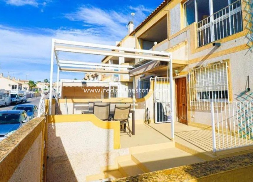 Resale - Semi -
Orihuela Costa - La Florida