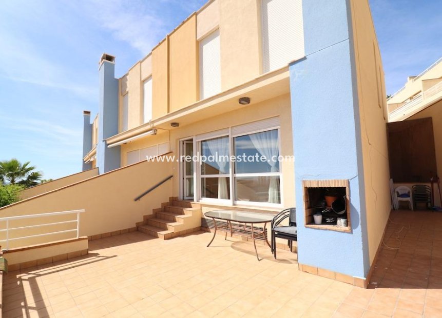 Resale - Terraced house -
Orihuela Costa - Agua Marina