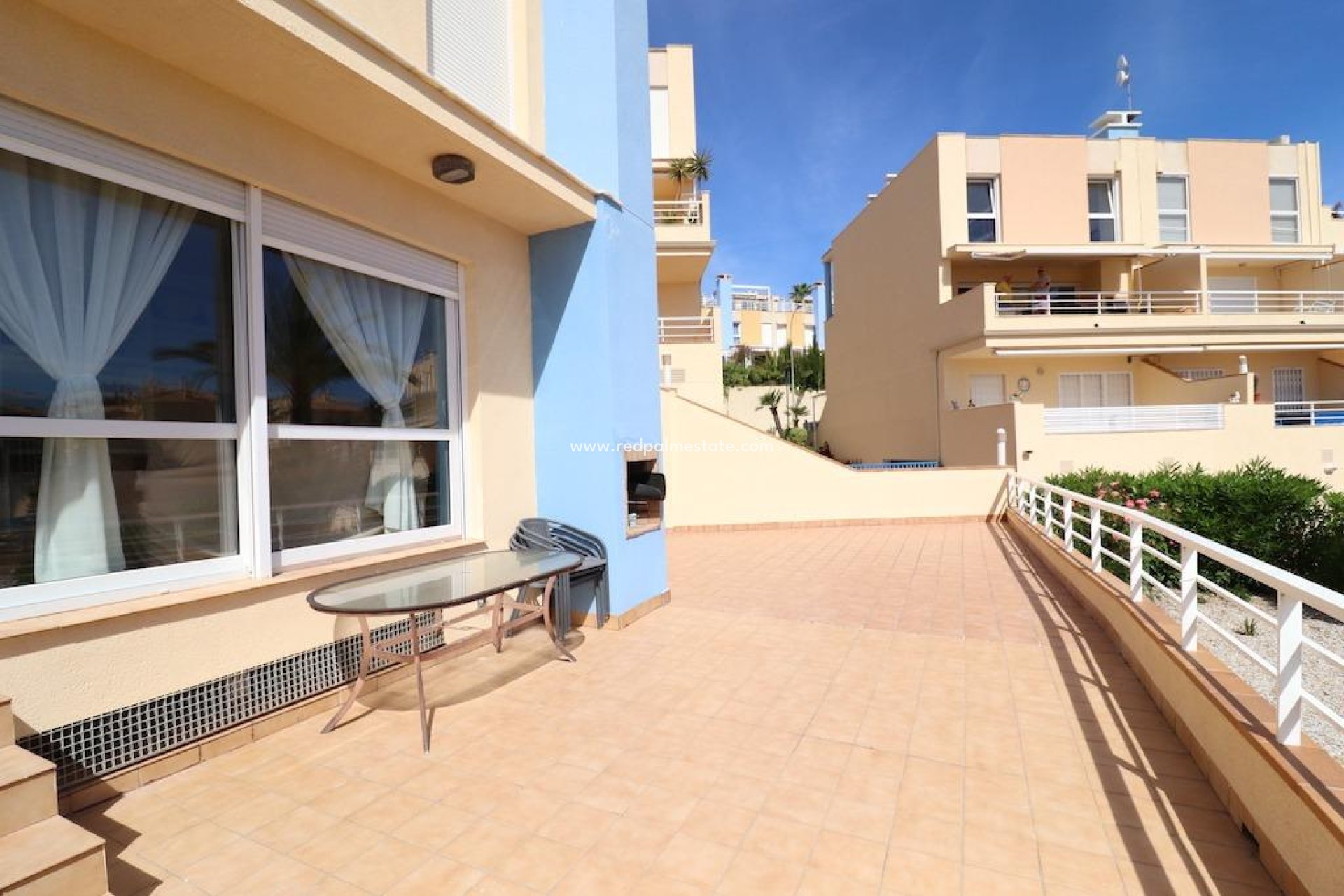 Resale - Terraced house -
Orihuela Costa - Agua Marina