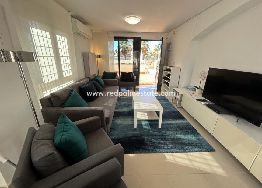 Resale - Terraced house -
Orihuela Costa - Campoamor