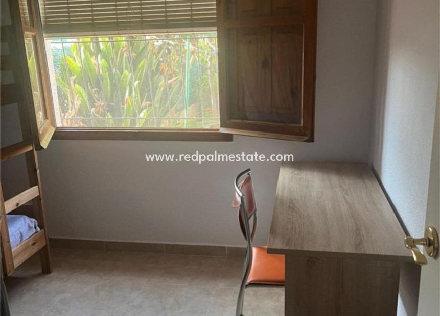 Resale - Terraced house -
Orihuela Costa - Campoamor