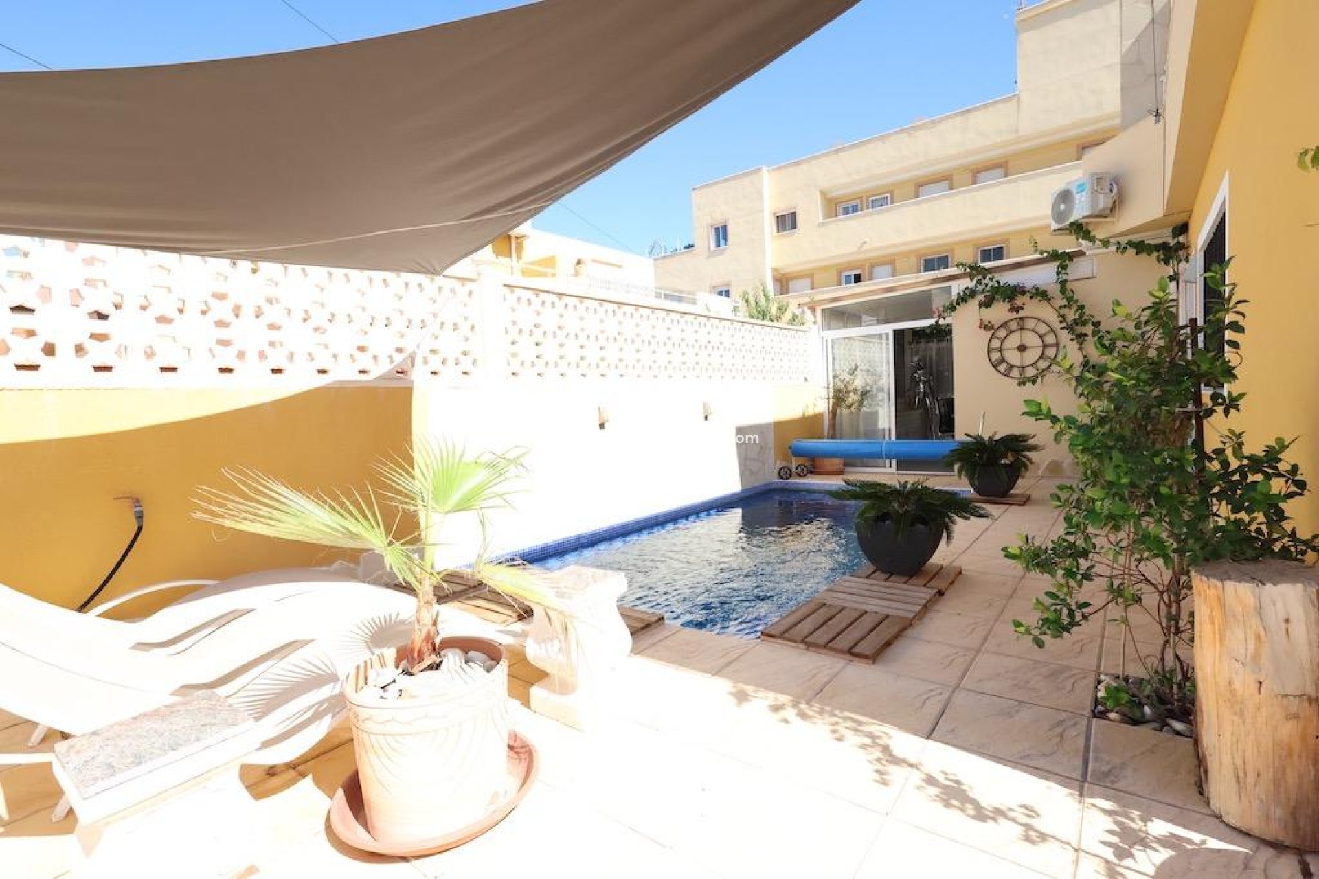 Resale - Terraced house -
Orihuela Costa - Lomas de Cabo Roig