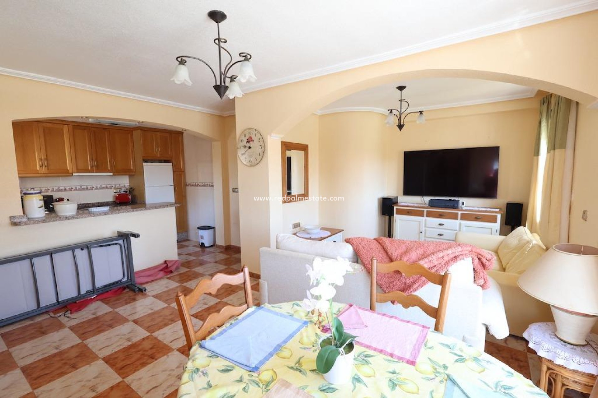 Resale - Terraced house -
Orihuela Costa - Montezenia