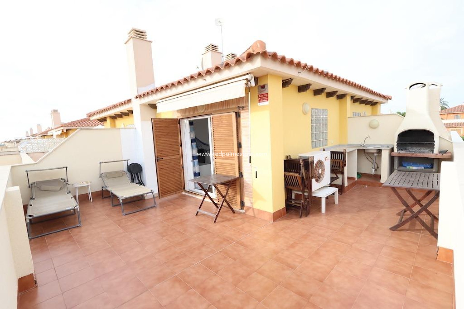 Resale - Terraced house -
Orihuela Costa - Punta Prima