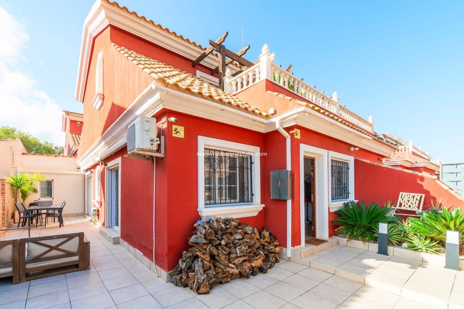 Resale - Terraced house -
Orihuela Costa - Villamartín