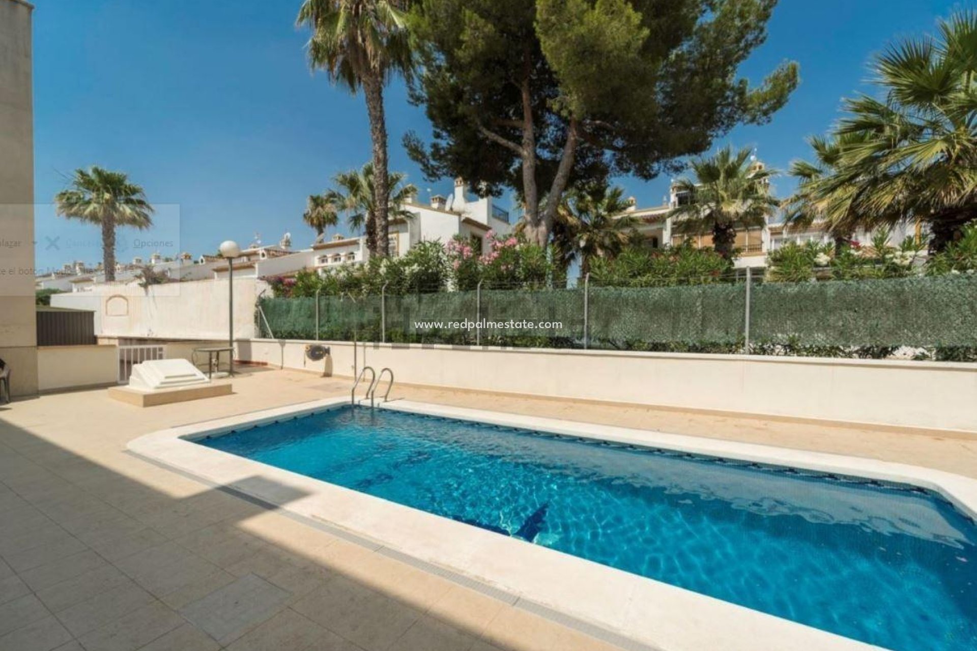 Resale - Terraced house -
Orihuela Costa