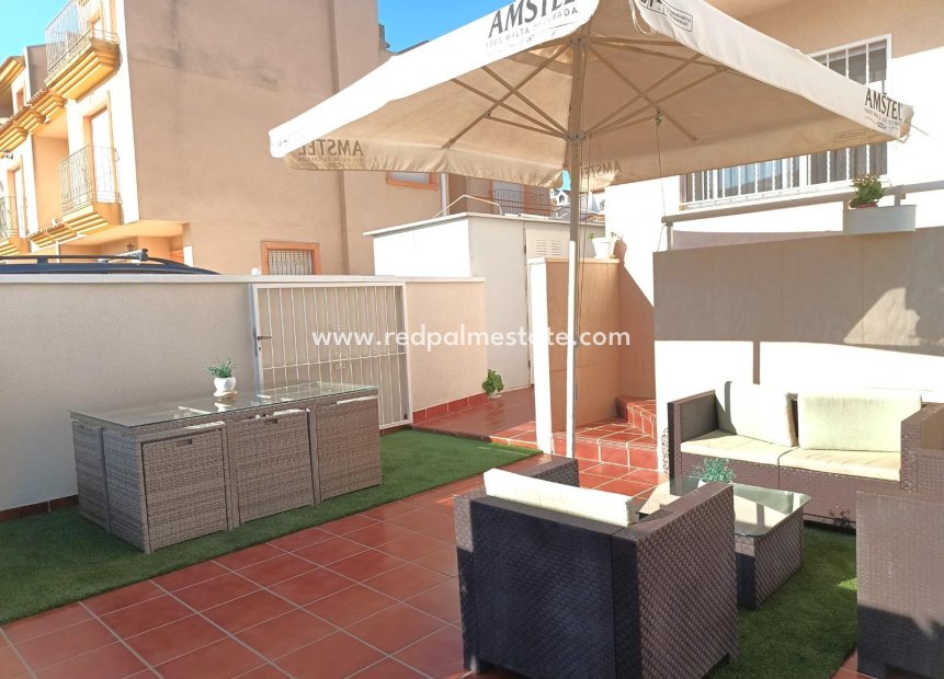 Resale - Terraced house -
Orihuela Costa