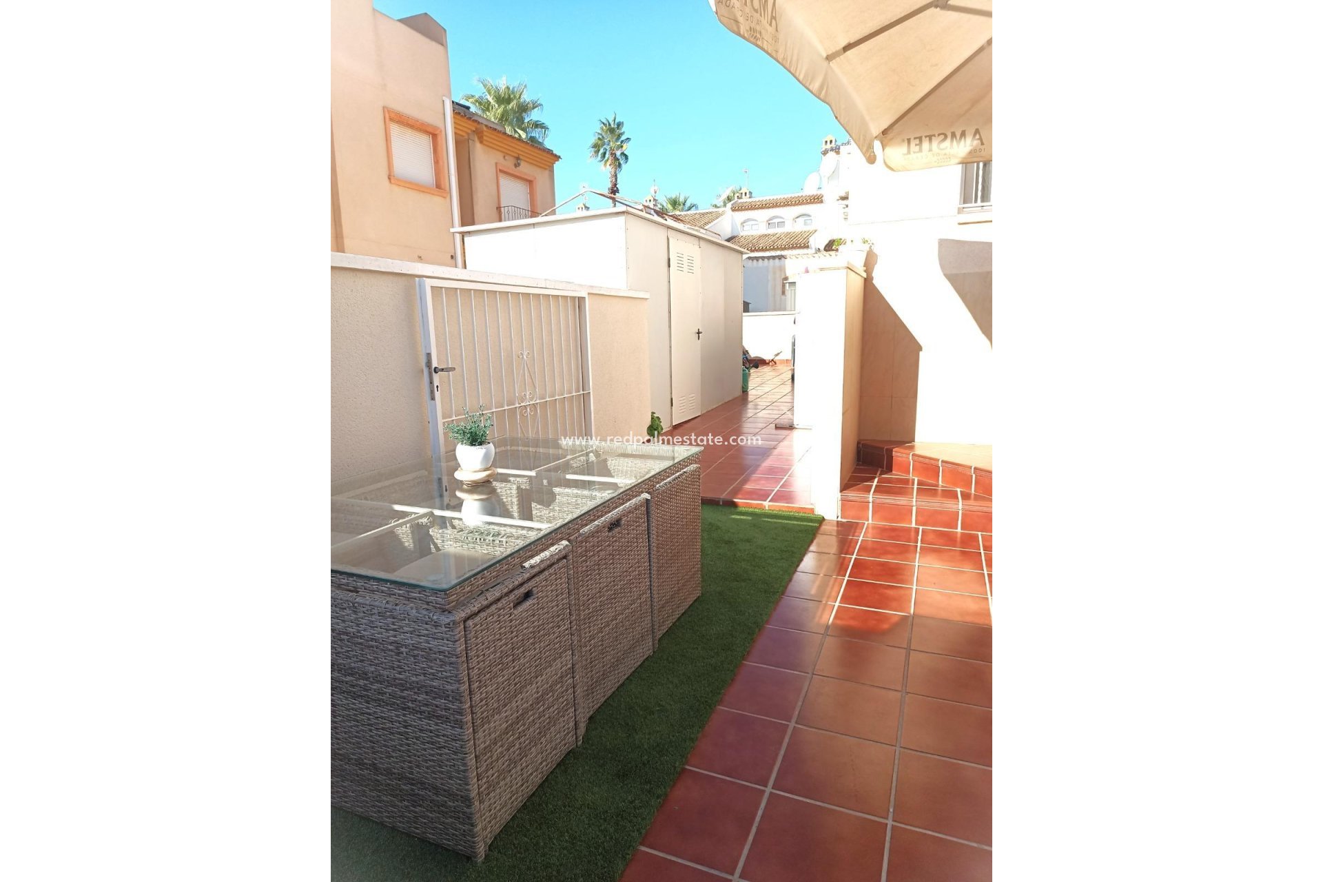 Resale - Terraced house -
Orihuela Costa