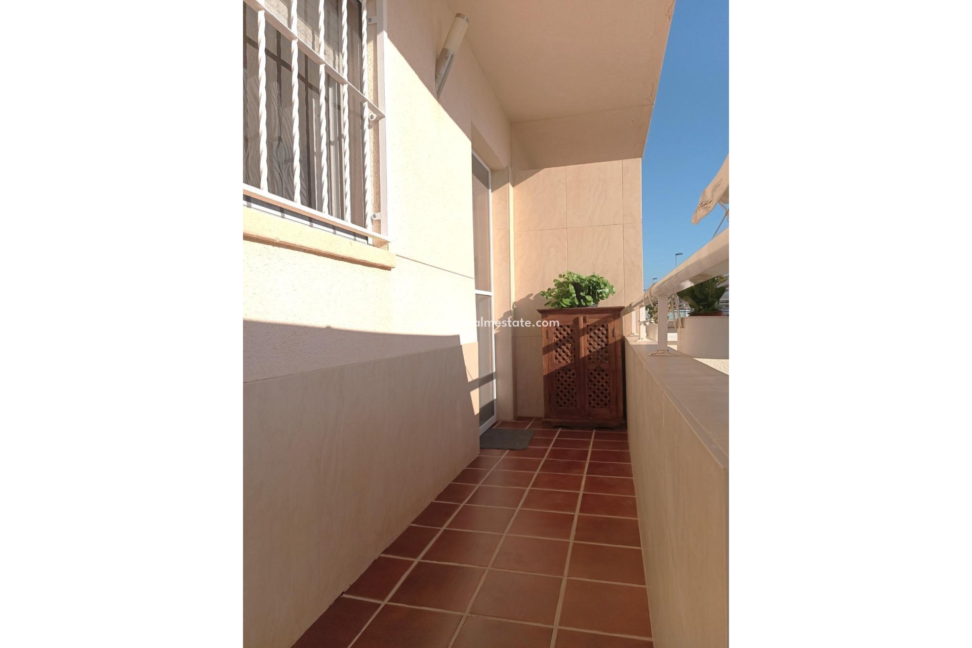 Resale - Terraced house -
Orihuela Costa