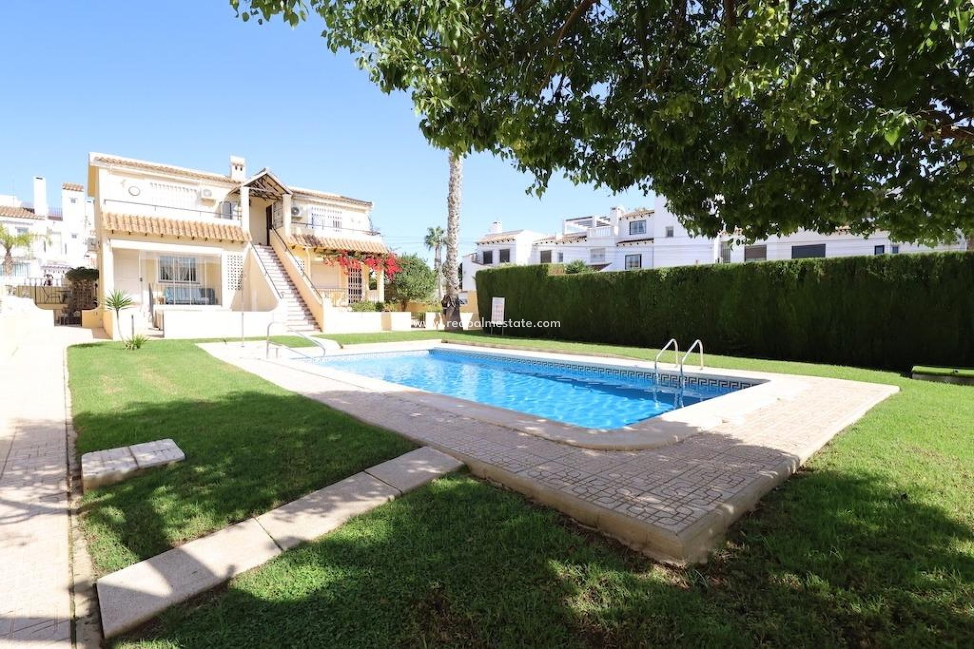 Resale - Terraced house -
San Miguel de Salinas - Villamartín