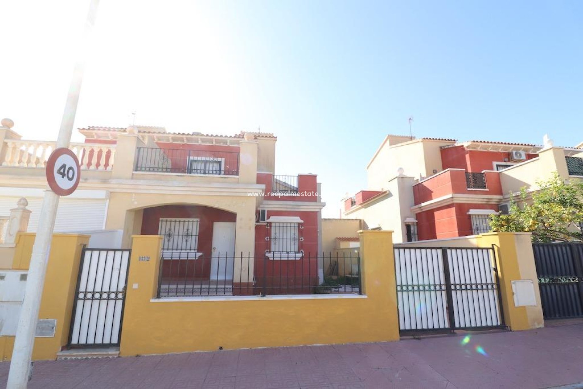 Resale - Terraced house -
Torrevieja - Las calas