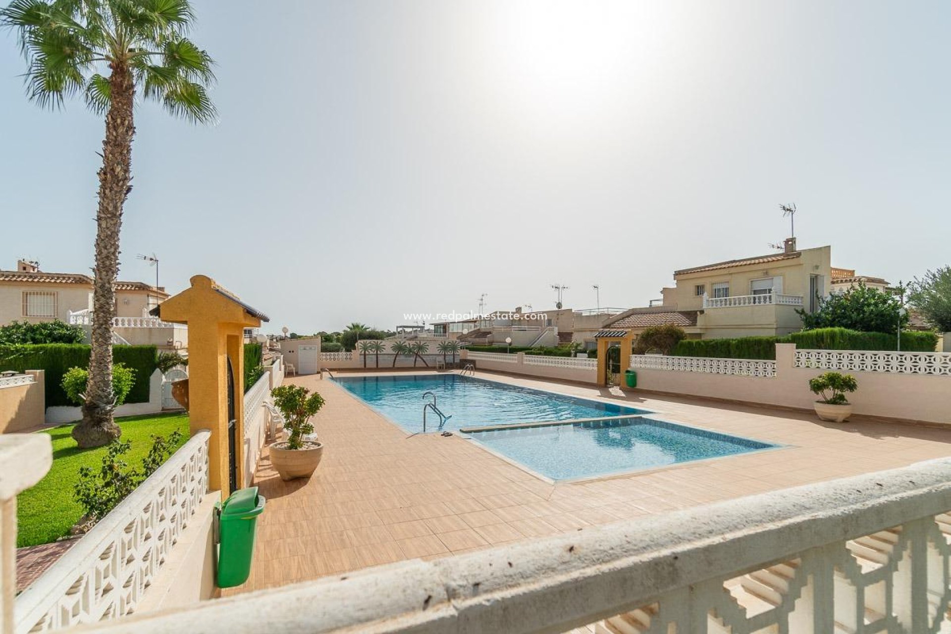 Resale - Terraced house -
Torrevieja - Los Balcones - Los Altos del Edén