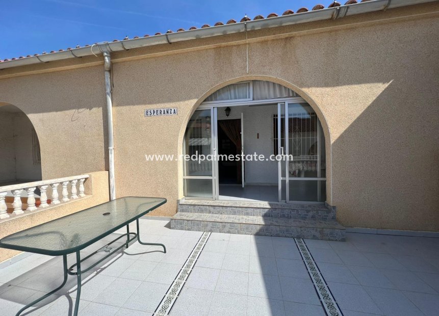 Resale - Terraced house -
Torrevieja - San luis