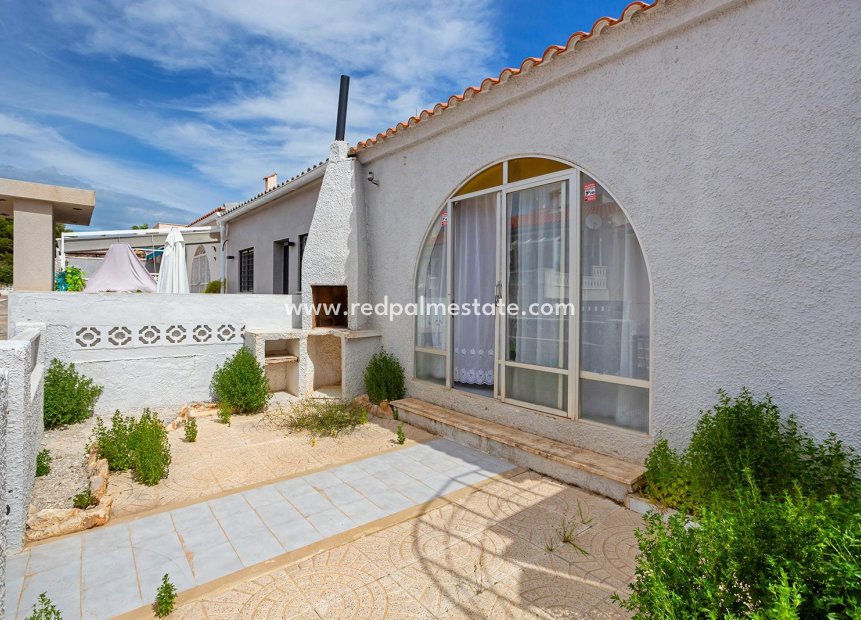 Resale - Terraced house -
Torrevieja - San Luis