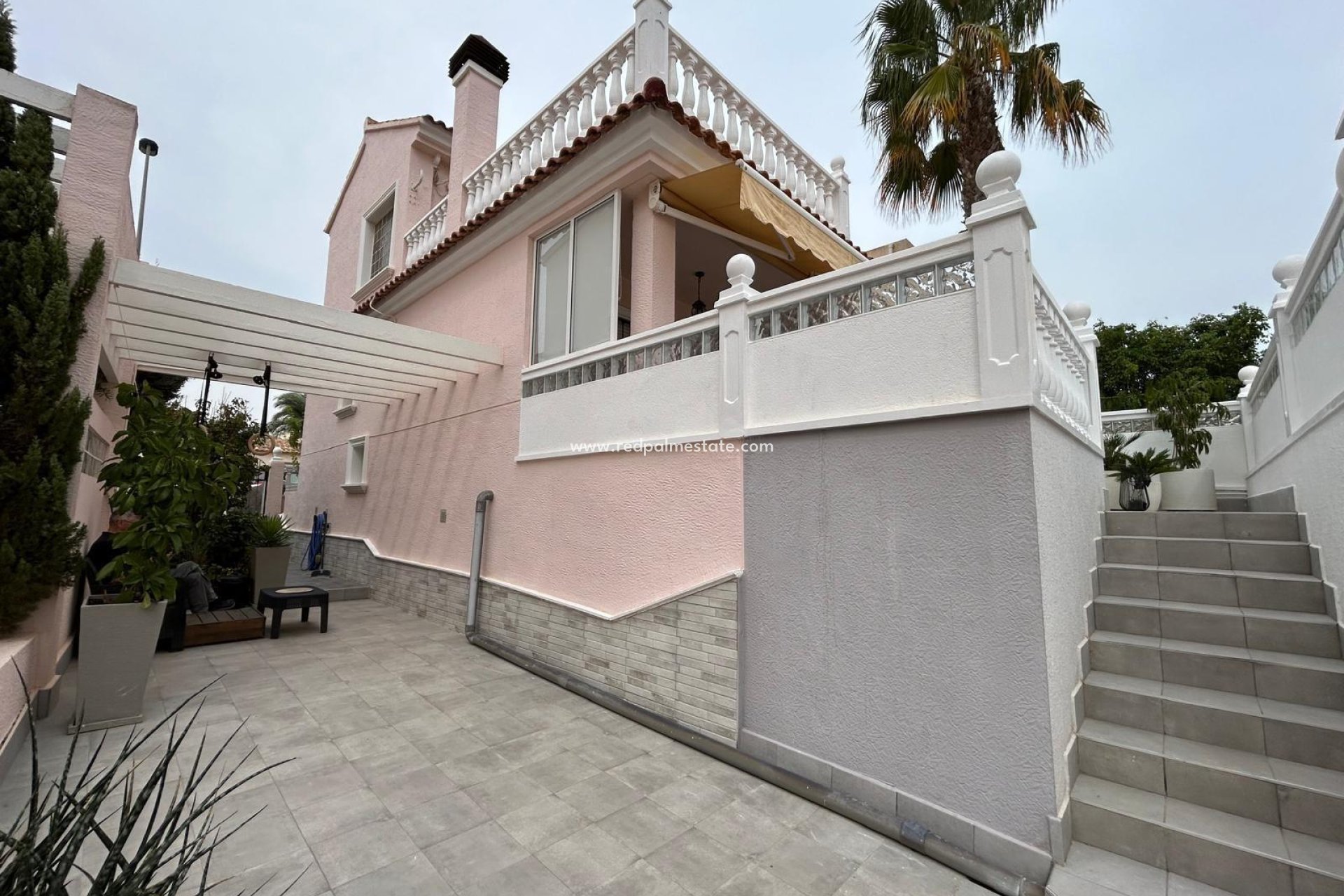 Resale - Terraced house -
Torrevieja - Torreblanca