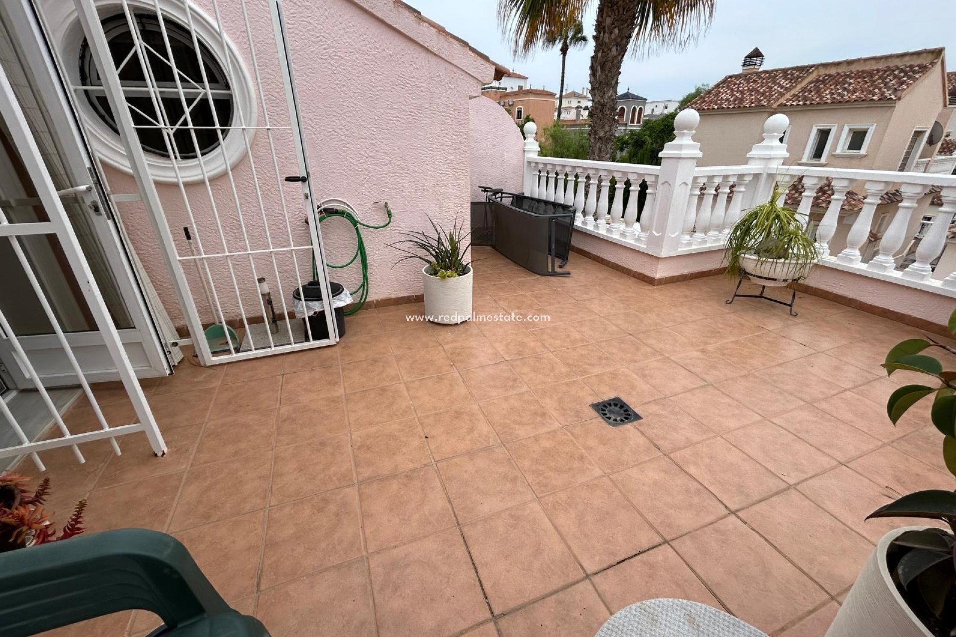 Resale - Terraced house -
Torrevieja - Torreblanca